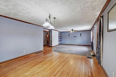 5110WheelingRoadNE_Hommati102-3