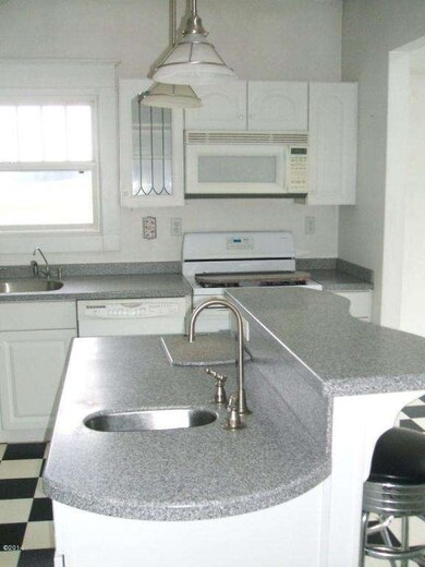 House Pictures 010