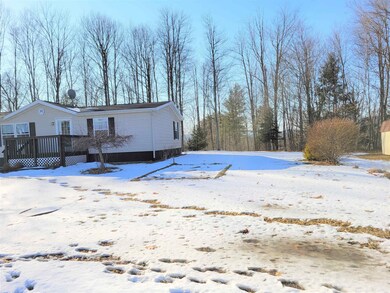 108 Hillview Cir, Charlestown, NH 03603 - photo 3