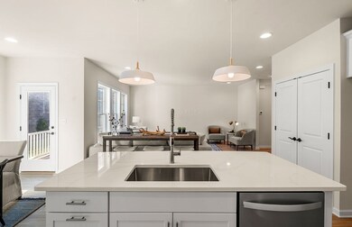 4 Archer Dr unit 2, Woburn, MA 01801 - photo 5