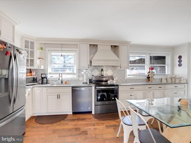 51 Mahanoy Ave, Tamaqua, PA 18252 - photo 2