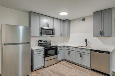 5909 Gaston Ave unit 101, Dallas, TX 75214 - photo 6