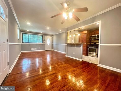 401 Birchleaf Ave, Capitol Heights, MD 20743 - photo 2