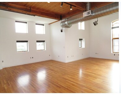 60 Tufts St unit D, Somerville, MA 02145 - photo 2