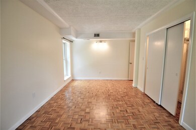 44 Broadlawn Park unit 16, Chestnut Hill, MA 02467 - photo 5