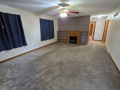 402 W 21st St, Hays, KS 67601 - photo 5
