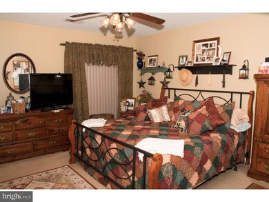 1551 Foresman Dr, Pottstown, PA 19464 - photo 7