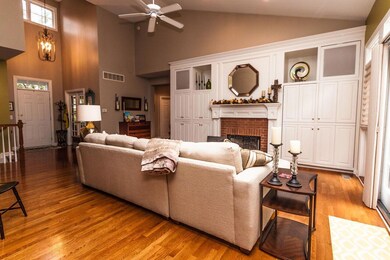 6573 Kenwood Great Room