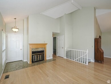 6948 S 855 E, Midvale, UT 84047 - photo 5