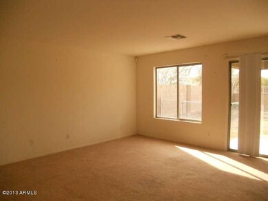 023-345005 - Living Room2