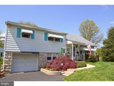 201 Central Dr, Lansdale, PA 19446 - photo 2