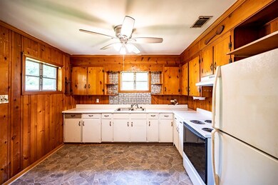 401 Pine Bluff Rd, Albany, GA 31705 - photo 5