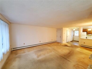 1175 Diamond Hill Rd unit 303, Woonsocket, RI 02895 - photo 2