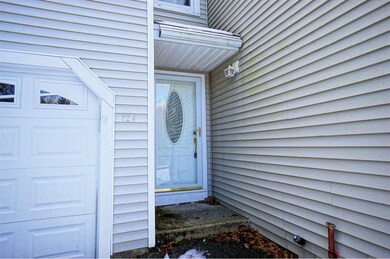 22 Mohawk Dr unit A, Londonderry, NH 03053 - photo 6