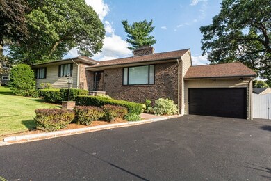 4 Pine Ridge Rd, Stoneham, MA 02180 - photo 2