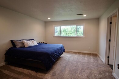 823 3rd St, Rogue River, OR 97537 - photo 6