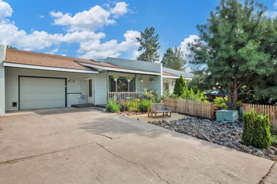 838 SE Stratford Ct, Bend, OR 97702 - photo 5