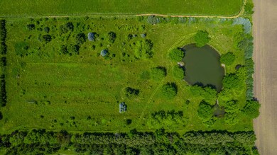 15977 Harrison St, Crown Point, IN 46307 - photo 4