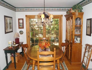 543 Feura Bush Rd, Glenmont, NY 12077 - photo 4