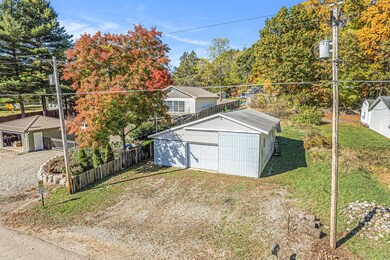 3411 W Shore Dr, Battle Creek, MI 49017 - photo 4