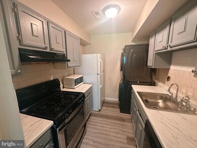 1707 Fountain Rock Way unit B, Edgewood, MD 21040 - photo 6