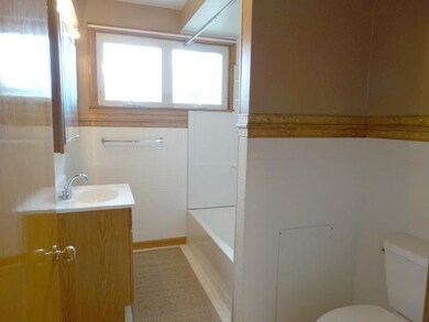 Full Bath.
