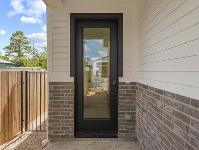 4823 Broom St, Houston, TX 77091 - photo 4