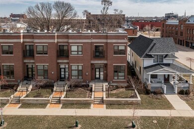 1018 2nd St SE, Cedar Rapids, IA 52401 - photo 4