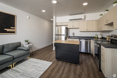 443 Kane Creek Blvd unit 205, Moab, UT 84532 - photo 4