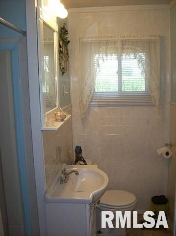 1620 Pekin St, Lincoln, IL 62656 - photo 7