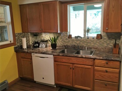 2 Mcgregor St, Essex Junction, VT 05452 - photo 3