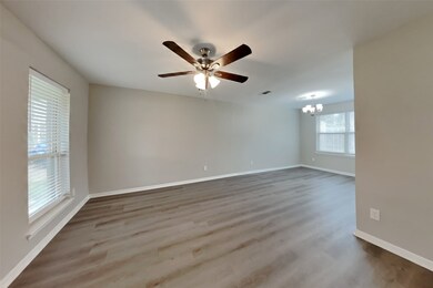 8407 Sunny Ridge Dr, Houston, TX 77095 - photo 3