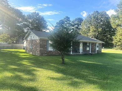 303 N Lemon St, Beebe, AR 72012 - photo 2