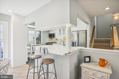 10403 Leslie St, Silver Spring, MD 20902 - photo 5