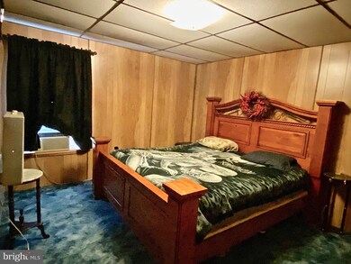 632 Walnut St, Ashland, PA 17921 - photo 4