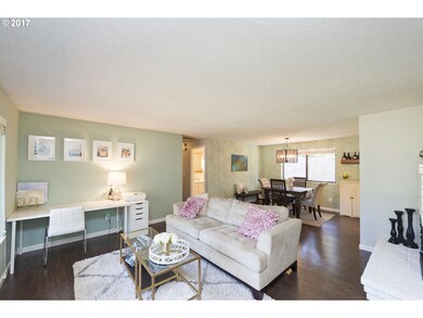Living Room/Dining Room