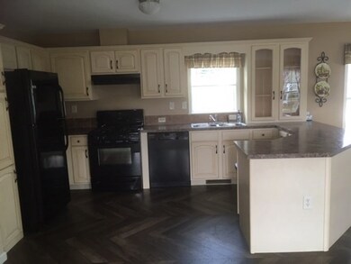 13 Carol Cir, Westfield, MA 01085 - photo 3