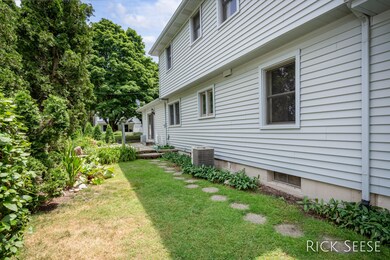 2845 Alger St. SE