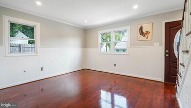 123 Polk Dr, Manassas Park, VA 20111 - photo 5