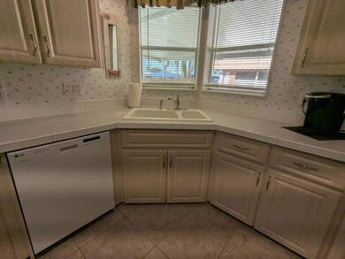 7100 Ulmerton Rd unit 2064, Largo, FL 33771 - photo 6