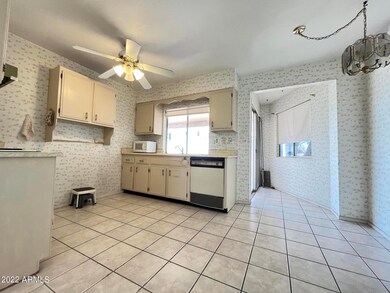 13675 N 111th Ave, Sun City, AZ 85351 - photo 7