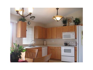 Eat-in Kitchen.