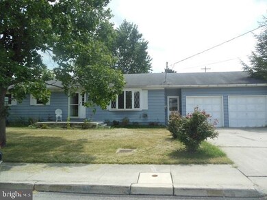 501 Lumber St, Littlestown, PA 17340 - photo 2