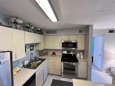 400 Lake Placid Ct unit 204, Altamonte Springs, FL 32701 - photo 7