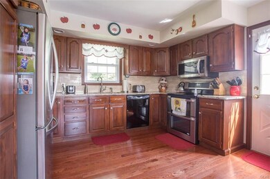 555 Knauss Rd, Nazareth, PA 18064 - photo 7