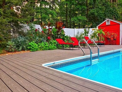 33 Woodland Dr, Contoocook, NH 03229 - photo 2