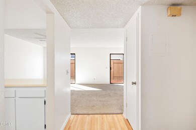 5202 Longfellow Way, Oxnard, CA 93033 - photo 3