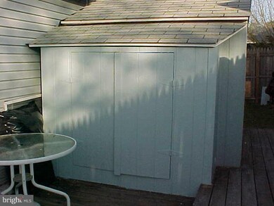 10 Right Elevator Dr, Middle River, MD 21220 - photo 5