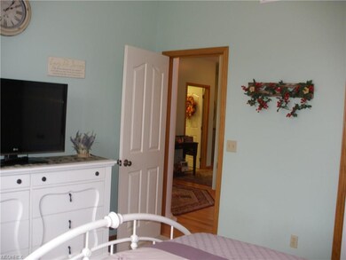 424 U s Grant St, Lagrange, OH 44050 - photo 3