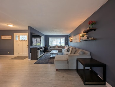 9639 Squire Ln, Belvidere, IL 61008 - photo 3